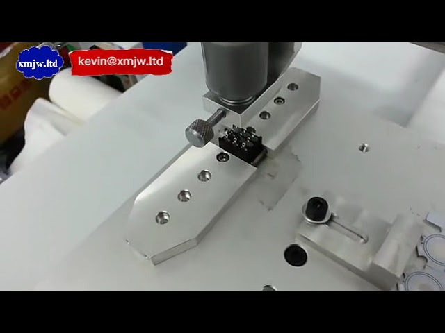 Automatic Glue and Epoxy Dispensing Machine for Industrial Automation